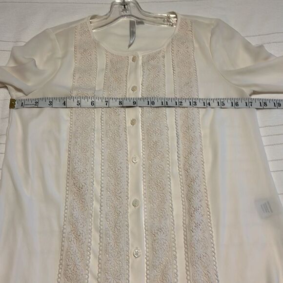 Lauren Conrad Sheer Blouse with Lace Decoration - Picture 7 of 9